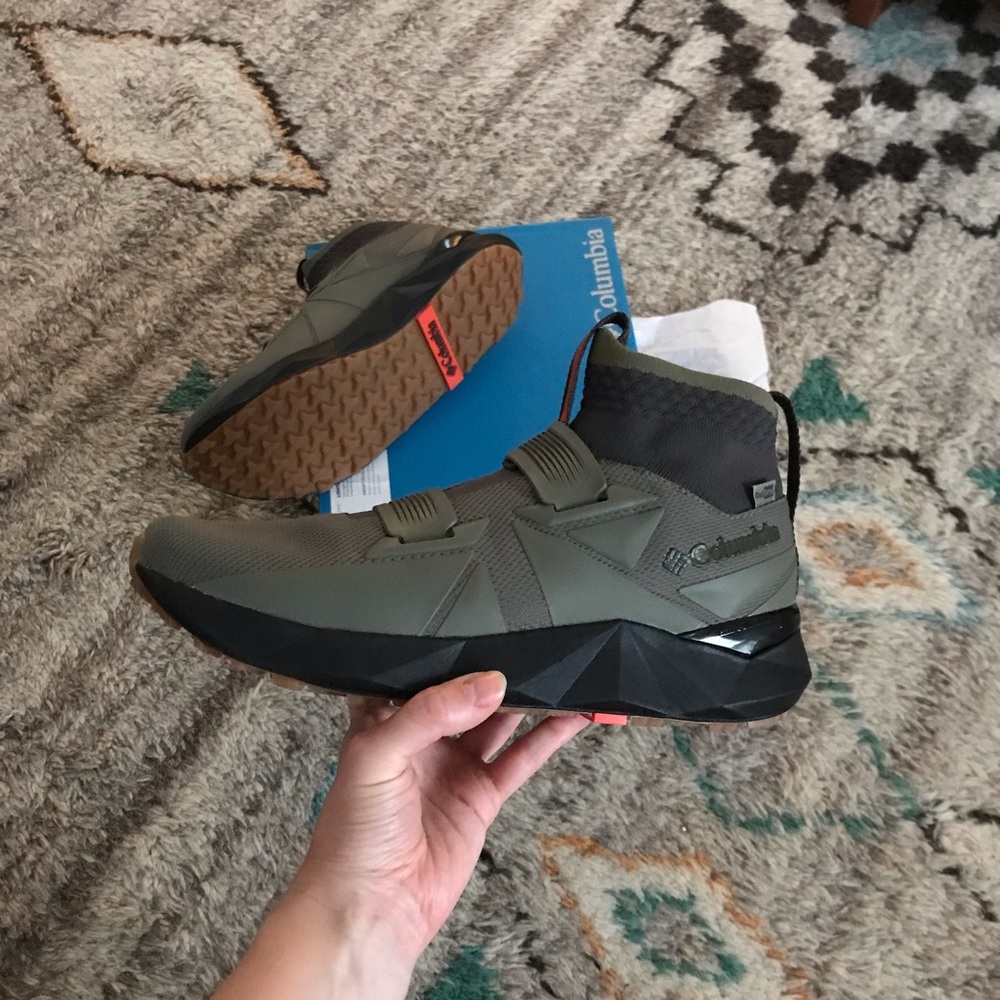 Columbia Men's Facet 45 Outdry Shoe size 10M